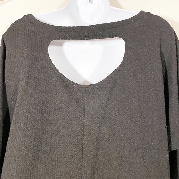 Philosophy Textured Cut Out Back Blouse Medium - Picture 6 of 9